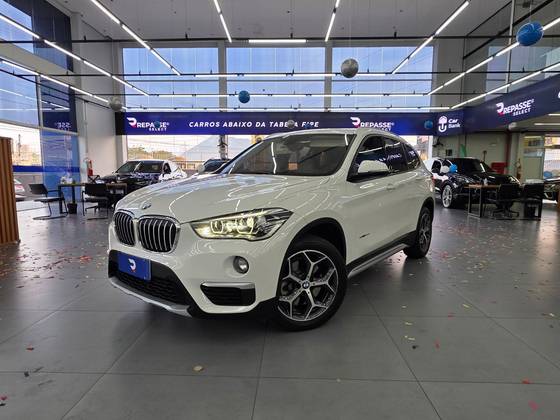 BMW X1 2.0 16V TURBO ACTIVEFLEX SDRIVE20I X-LINE 4P AUTOMÁTICO